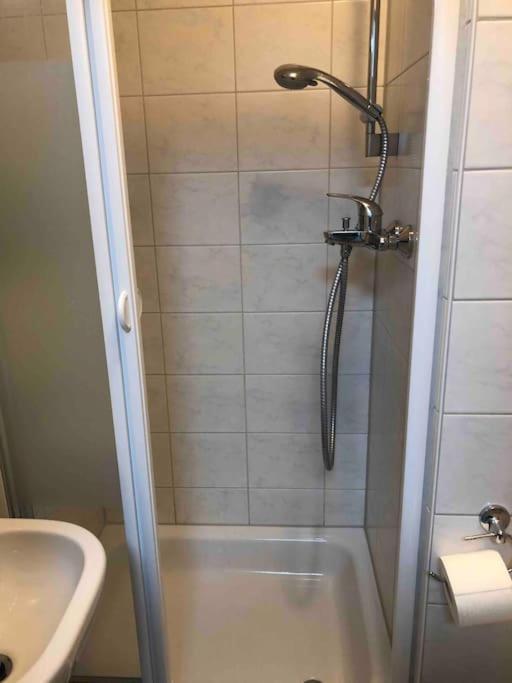 Neues Schoenes Studio, Zentral & Direkt An Der Rems Waiblingen  Ngoại thất bức ảnh