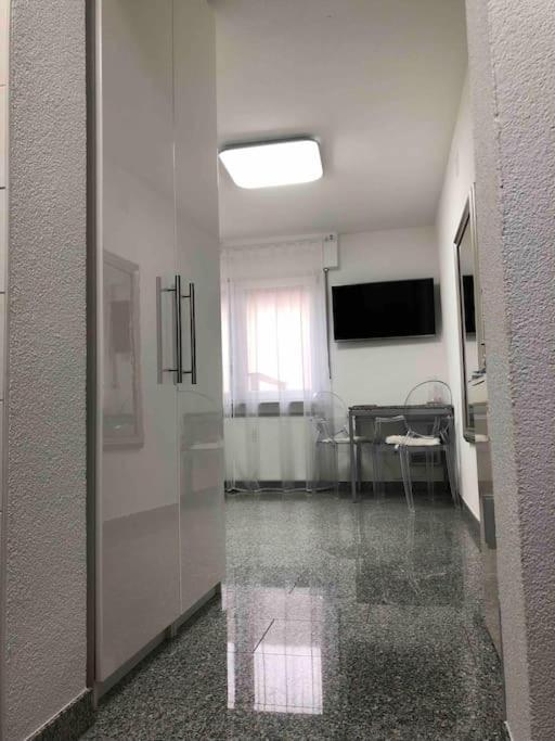 Neues Schoenes Studio, Zentral & Direkt An Der Rems Waiblingen  Ngoại thất bức ảnh